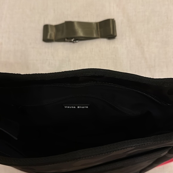 Haute shore camo crossbody  with Pink Strap